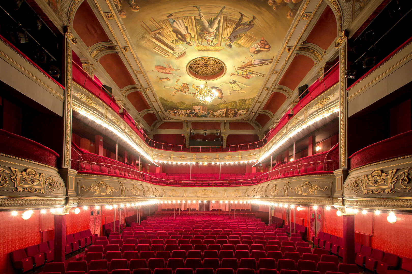 Intérieur de la salle du Théâtre Déjazet